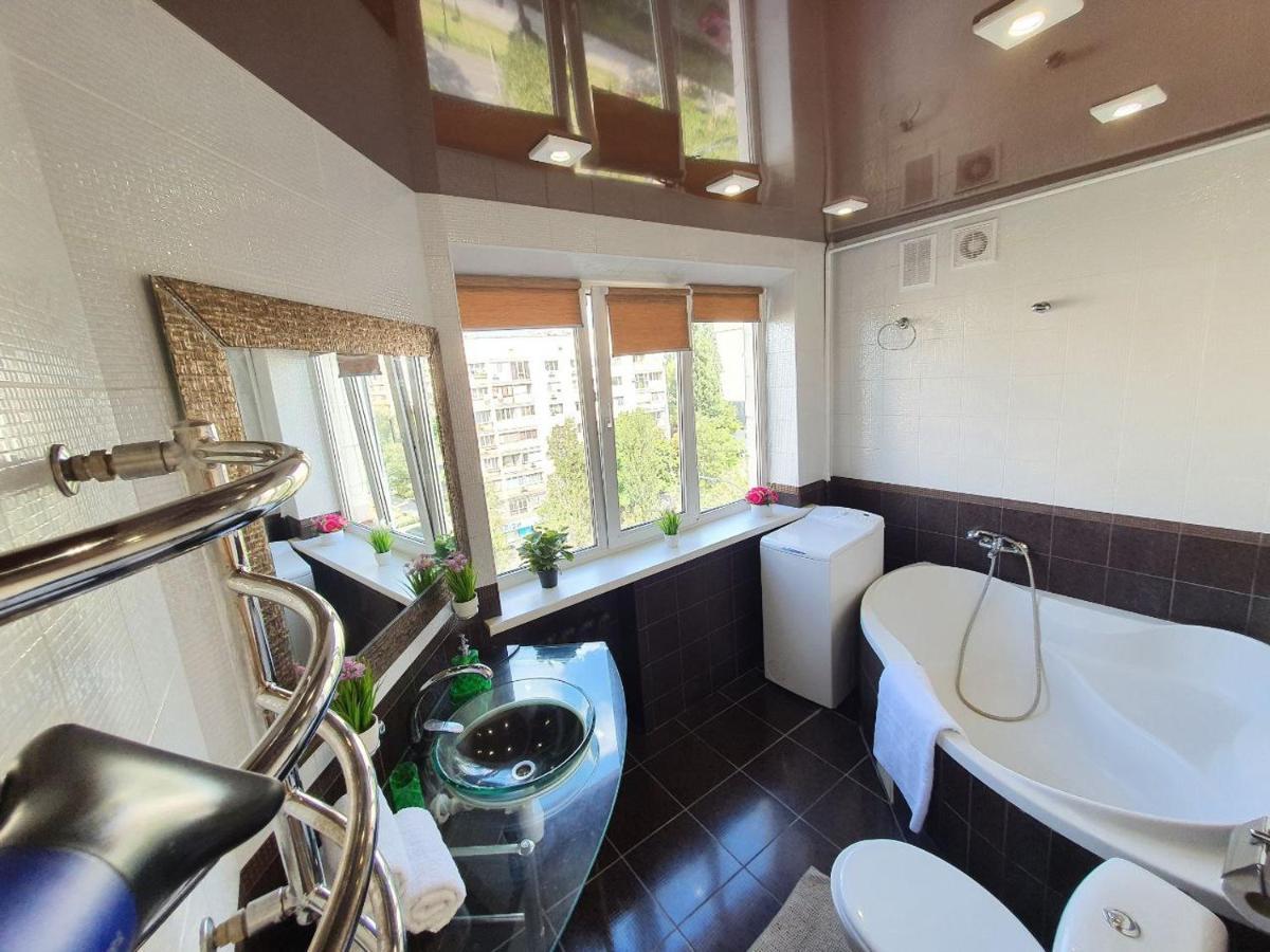 Inn Home Apartments - Pechersk Area キエフ エクステリア 写真