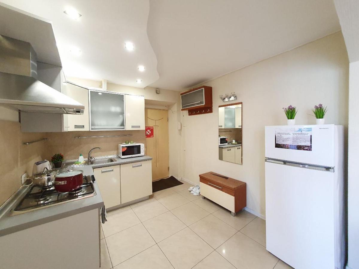 Inn Home Apartments - Pechersk Area キエフ エクステリア 写真