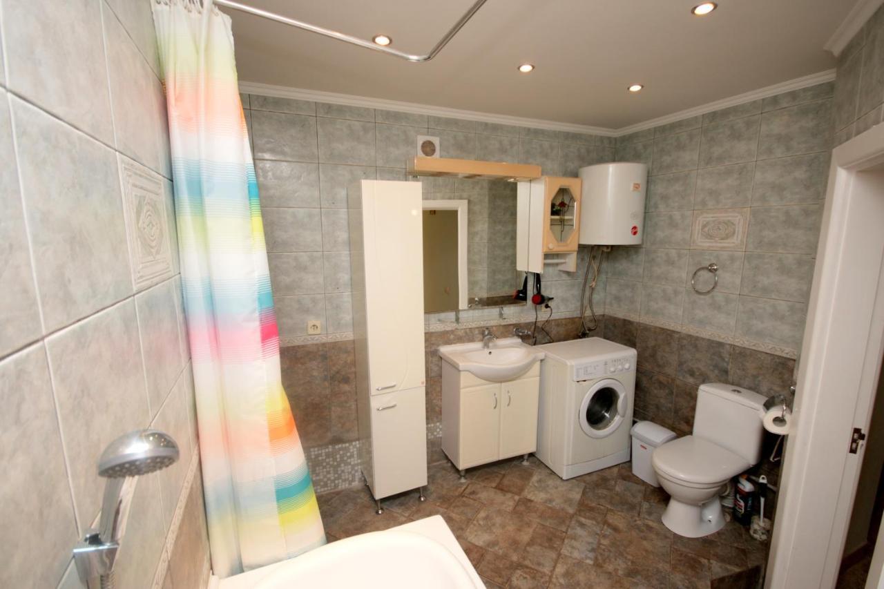 Inn Home Apartments - Pechersk Area キエフ エクステリア 写真